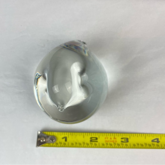 Art Glass Bird Chick Peep Shaped Paperweight - Picture 9 of 9